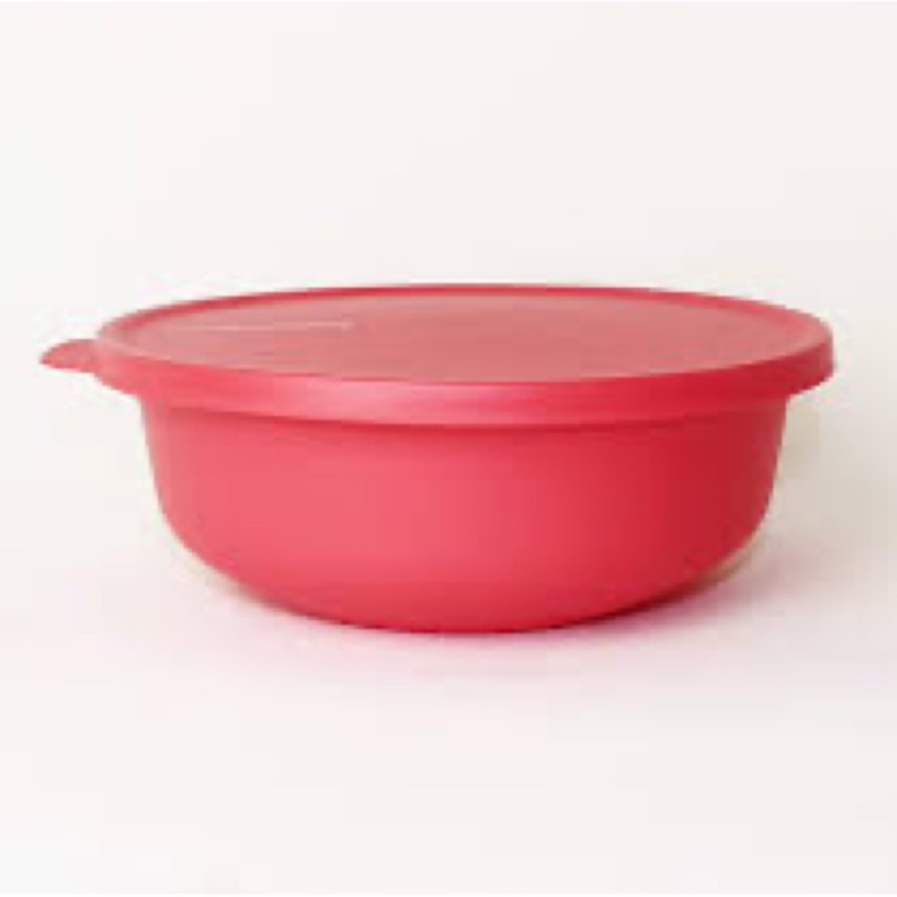Tupperware - Picture 2 of 3